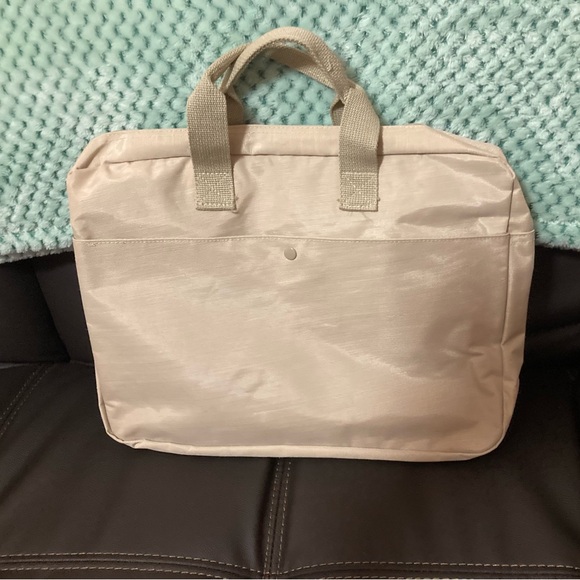 Beige Zippered Briefcase/Document Bag with Two Compartments. NWOT - Picture 9 of 9